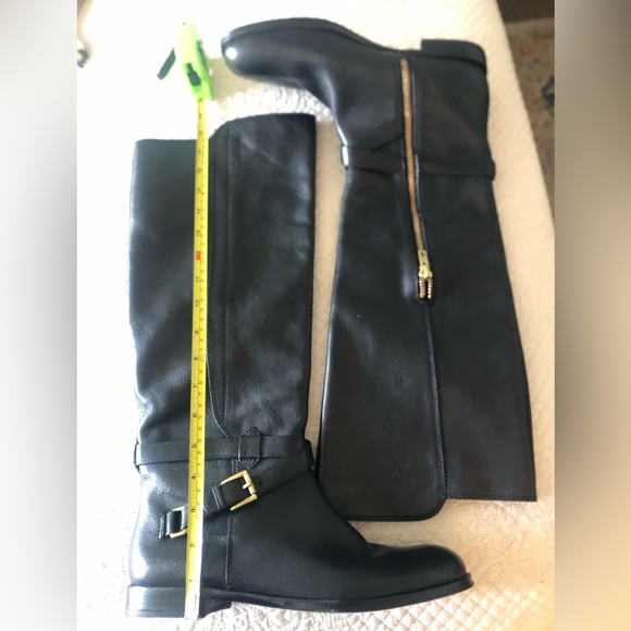 Perfect condition. Only worn once. - Picture 4 of 12